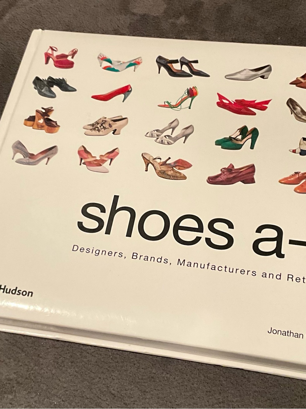 Women’s Shoes A-Z Designer Book